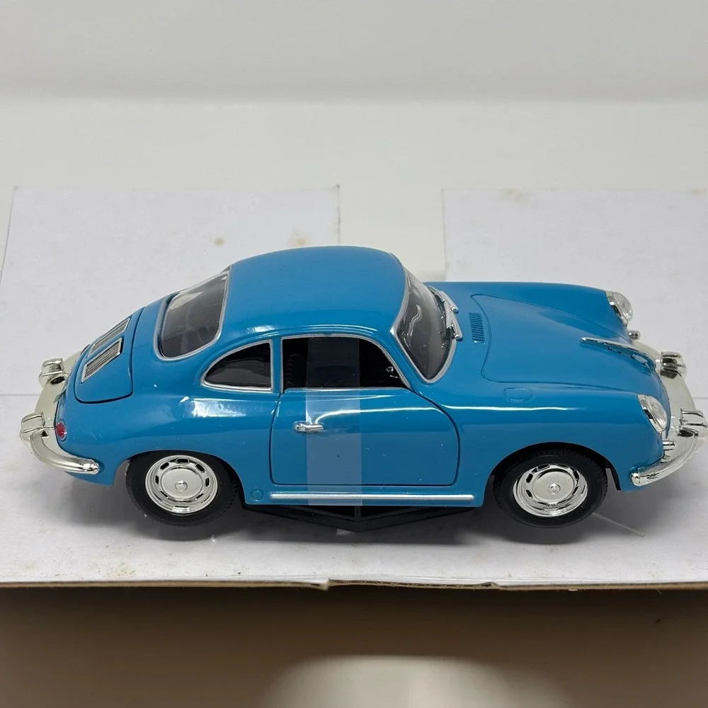 Porsche 356B Blue 1:24 Diecast American Mint Premium Edition